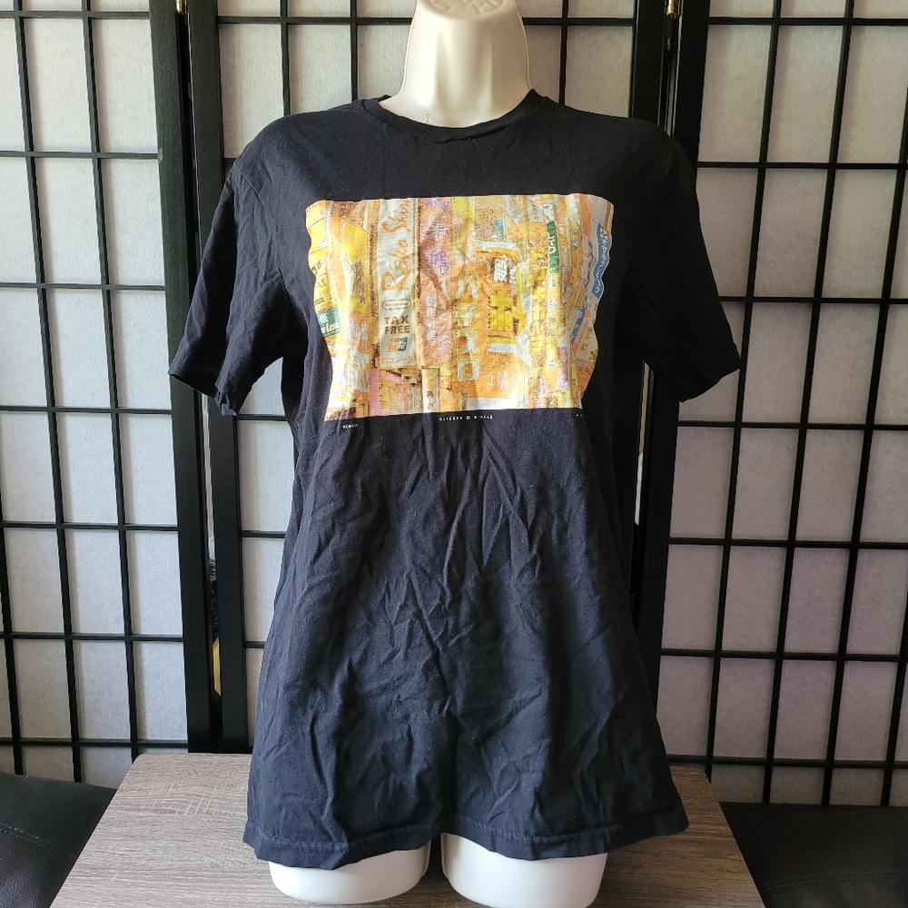 2/$8 • EUC Cotton On Japan Nightlife Tee